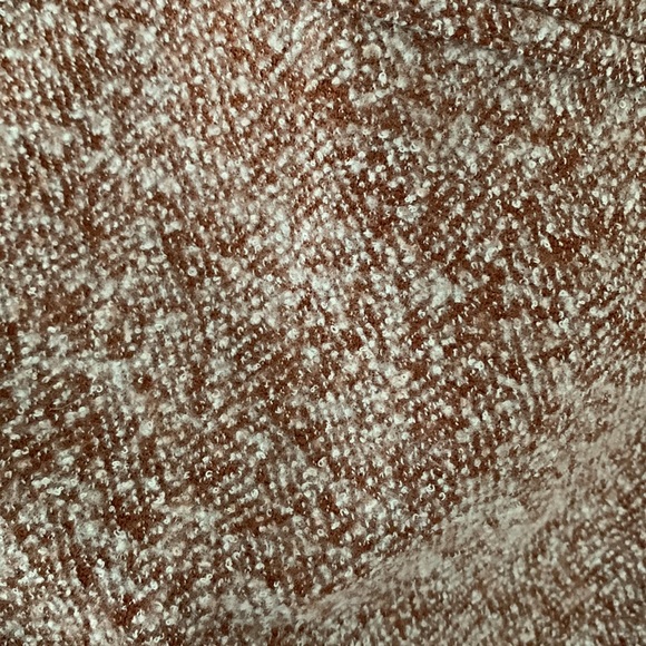Textured mini skirt - Picture 3 of 3